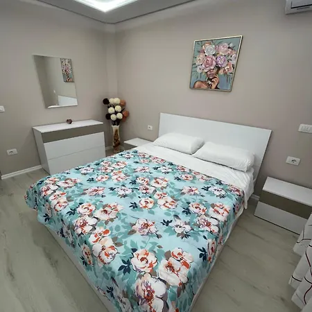 Orinela House