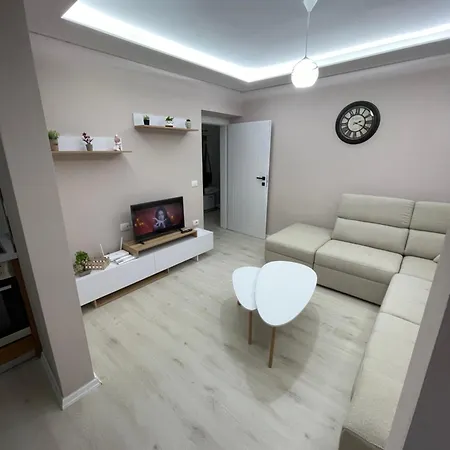Orinela House * Fier