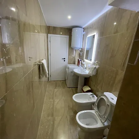 Orinela House Fier