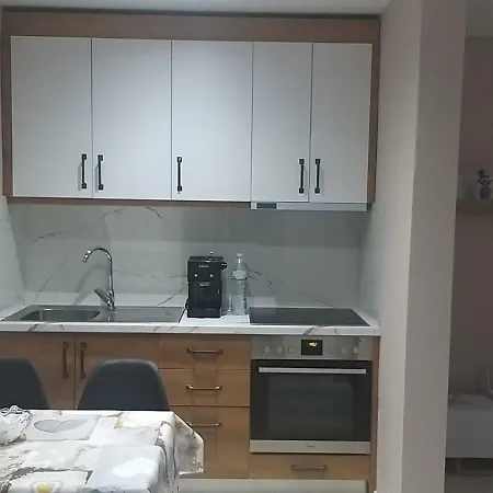 Orinela House Apartment